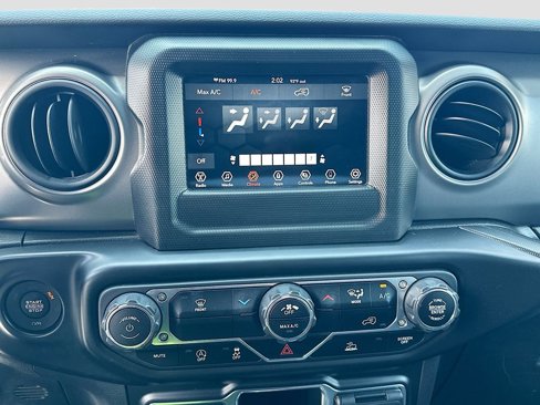 Used 2022 Jeep Wrangler Unlimited Sport image 19