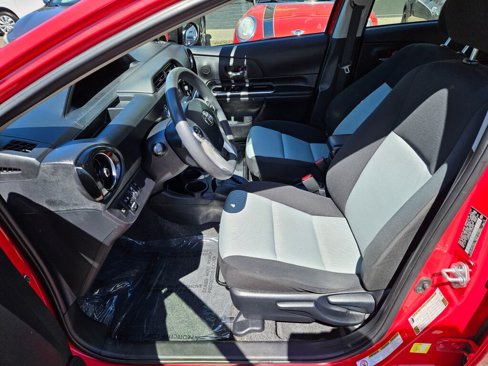 Used 2017 Toyota Prius C Three image 13