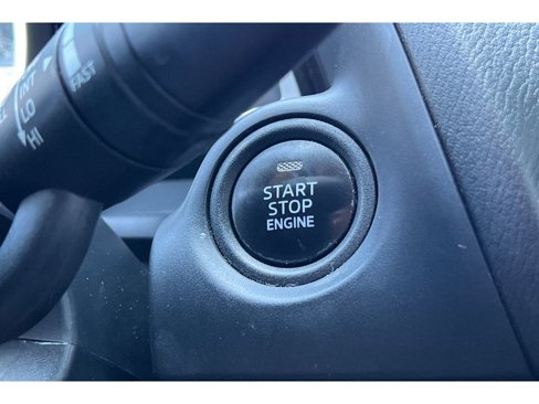 Used 2015 MAZDA MAZDA3 i Touring image 22