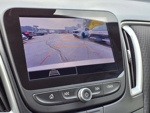 Used 2024 Chevrolet Malibu LT image 8