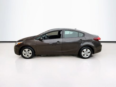 Used 2018 Kia Forte LX image 9