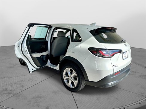 Certified 2023 Honda HR-V LX image 28