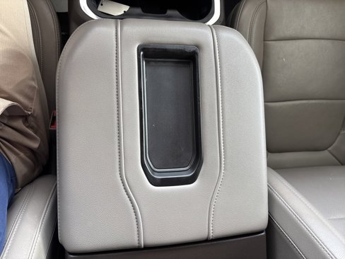 Used 2020 GMC Sierra 1500 SLT image 18