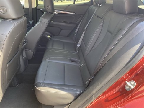 Used 2023 Buick Envision Essence image 32