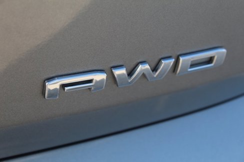 Used 2024 GMC Terrain SLT image 10