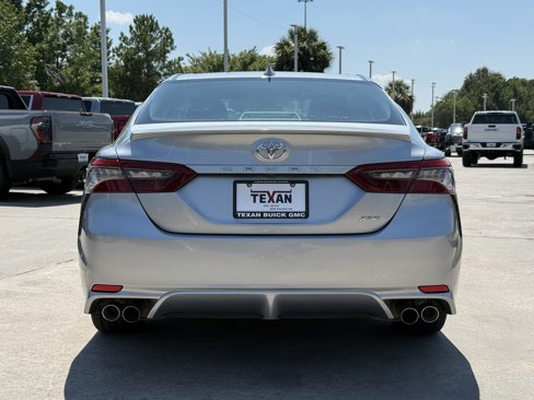 Used 2023 Toyota Camry XSE image 6