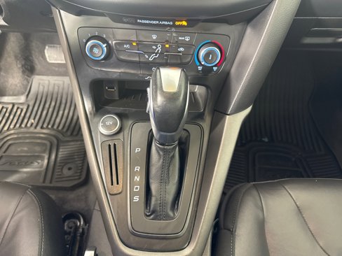 Used 2015 Ford Focus SE w/ Equipment Group 201A image 17