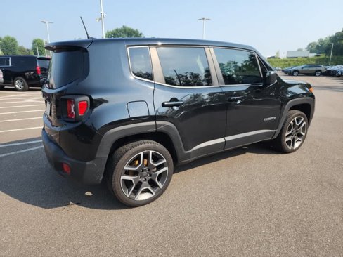 Used 2020 Jeep Renegade Sport image 3