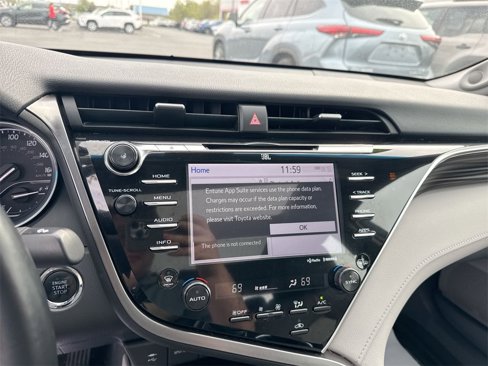 Used 2018 Toyota Camry XLE image 23
