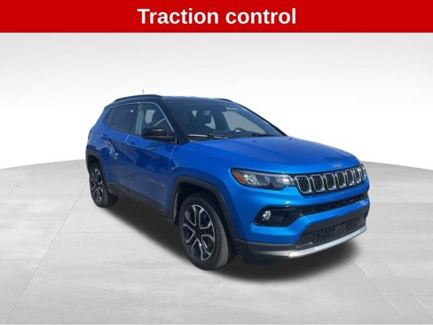 Used 2023 Jeep Compass Limited image 8