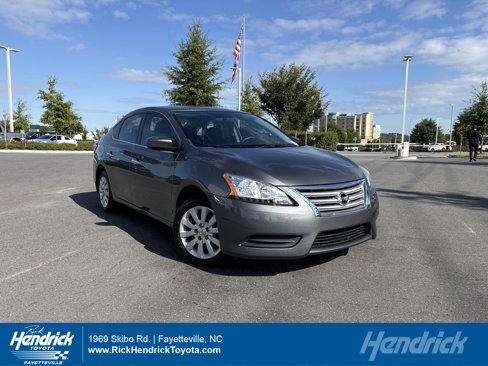 Used 2015 Nissan Sentra S image 1