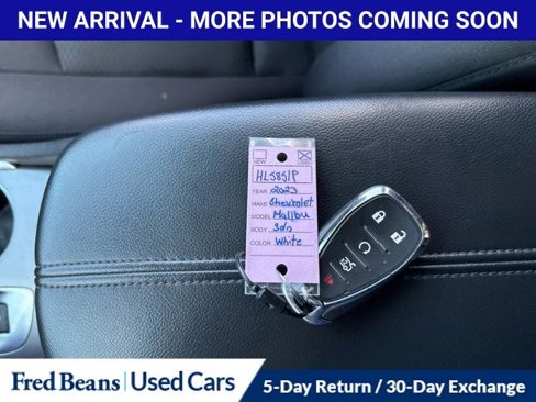 Used 2023 Chevrolet Malibu LT image 14