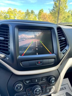 Used 2014 Jeep Cherokee Limited image 28