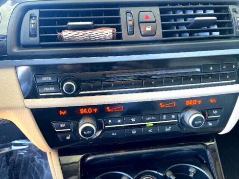 Used 2013 BMW 528i xDrive Sedan image 31