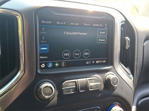 Used 2021 Chevrolet Silverado 1500 LT image 3