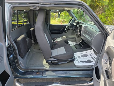 Used 2004 Ford Ranger XLT image 9