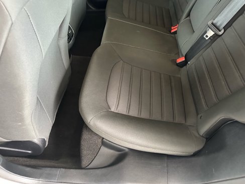 Used 2020 Ford Fusion SE image 26