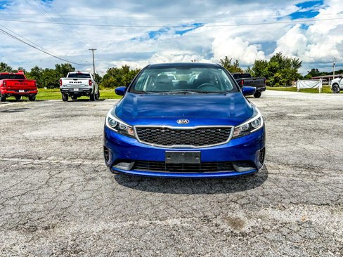 Used 2017 Kia Forte LX image 2