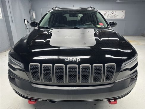 Used 2022 Jeep Cherokee Trailhawk image 9