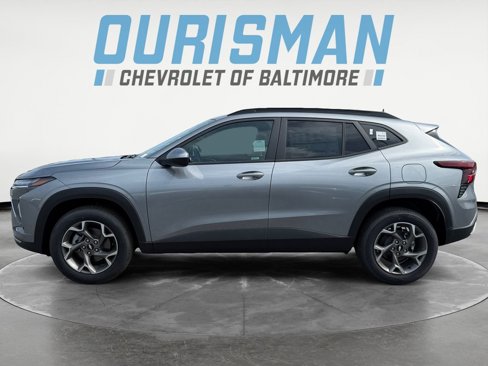 New 2025 Chevrolet Trax LT w/ Driver Confidence Package image 3