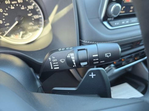 New 2025 Nissan Rogue S image 29
