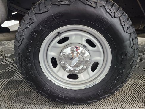 Used 2011 Ford F250 XL w/ PWR Equipment Group image 13