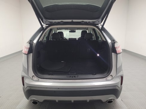 Used 2024 Ford Edge Titanium image 29