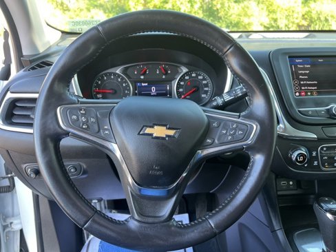 Used 2020 Chevrolet Equinox LT w/ Driver Convenience Package image 12