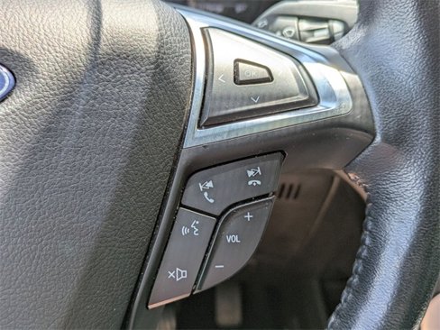 Used 2023 Ford Edge SEL image 15