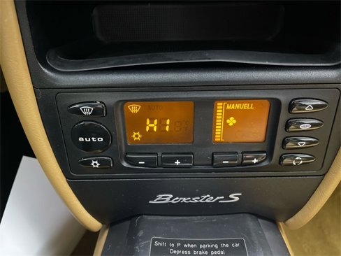 Used 2001 Porsche Boxster S image 17