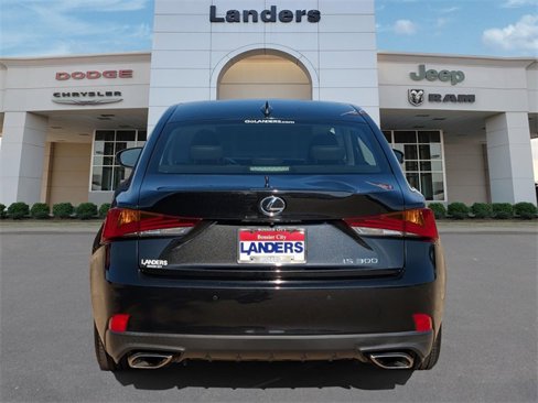 Used 2018 Lexus IS 300 image 5
