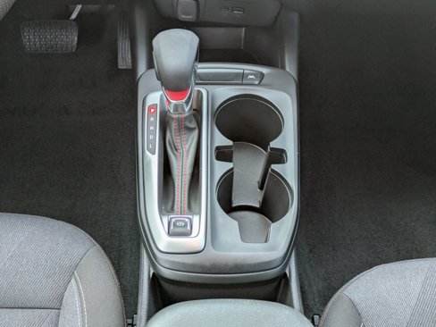 Certified 2025 Chevrolet Trax RS image 19