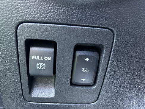 Used 2019 Ford Expedition Max XLT w/ Equipment Group 202A image 25