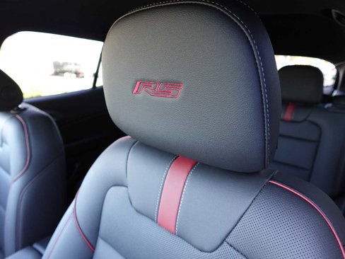 New 2025 Chevrolet Trax RS w/ Sunroof Package image 12