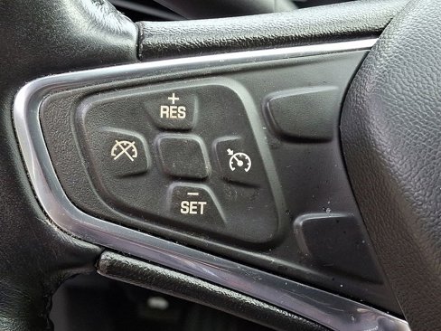 Used 2016 Chevrolet Malibu LT image 16