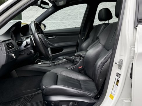 Used 2011 BMW M3 Sedan image 9
