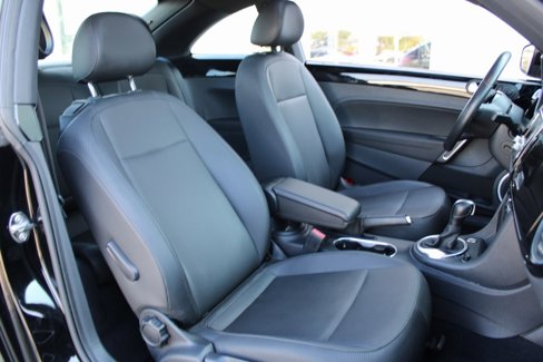 Used 2013 Volkswagen Beetle 2.5 image 20