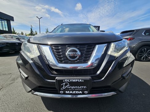 Used 2019 Nissan Rogue S image 3