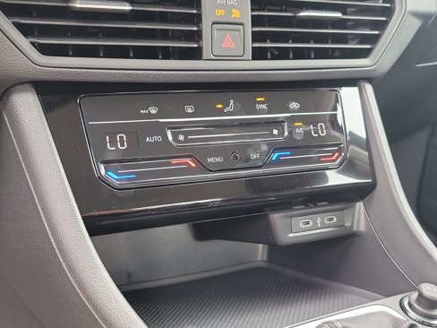 Used 2025 Volkswagen Jetta S image 23