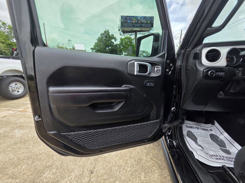 Used 2021 Jeep Wrangler Islander image 19