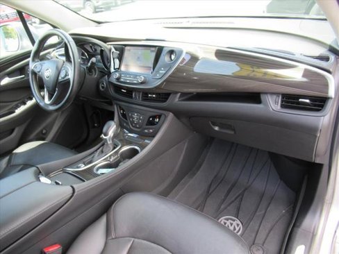 Used 2019 Buick Envision Essence image 11
