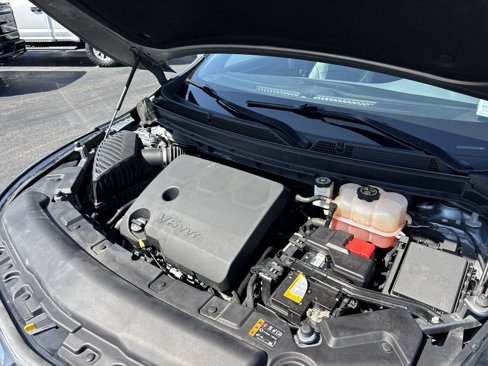 Used 2019 Buick Enclave Essence image 9