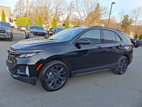 Used 2024 Chevrolet Equinox RS w/ RS Leather Package image 3
