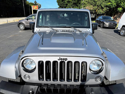 Used 2018 Jeep Wrangler Unlimited Sahara image 7