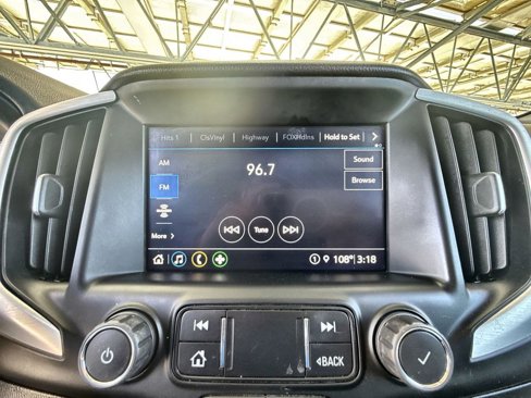 Used 2022 GMC Terrain SLT w/ Tech Package image 13