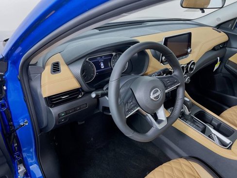 New 2025 Nissan Sentra SV image 8