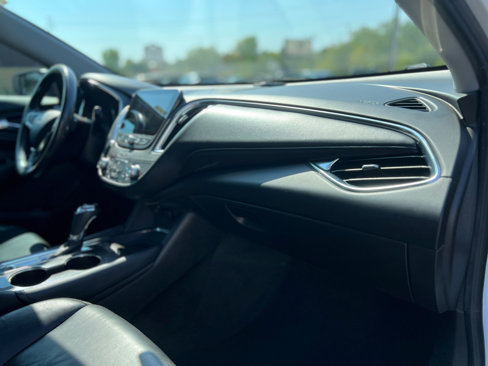 Used 2017 Chevrolet Malibu LT w/ Leather Package image 41