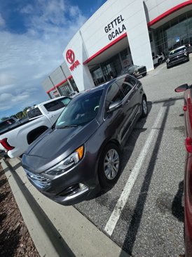 Used 2022 Ford Edge Titanium image 1