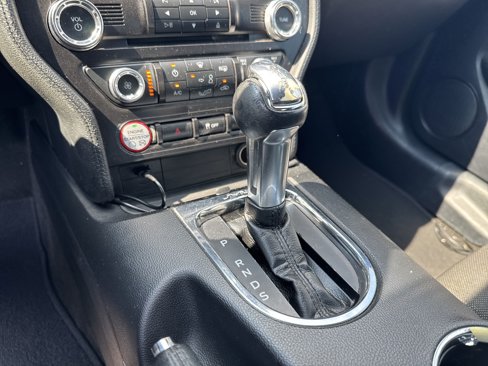 Used 2016 Ford Mustang Coupe image 20