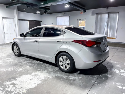Used 2016 Hyundai Elantra SE image 6